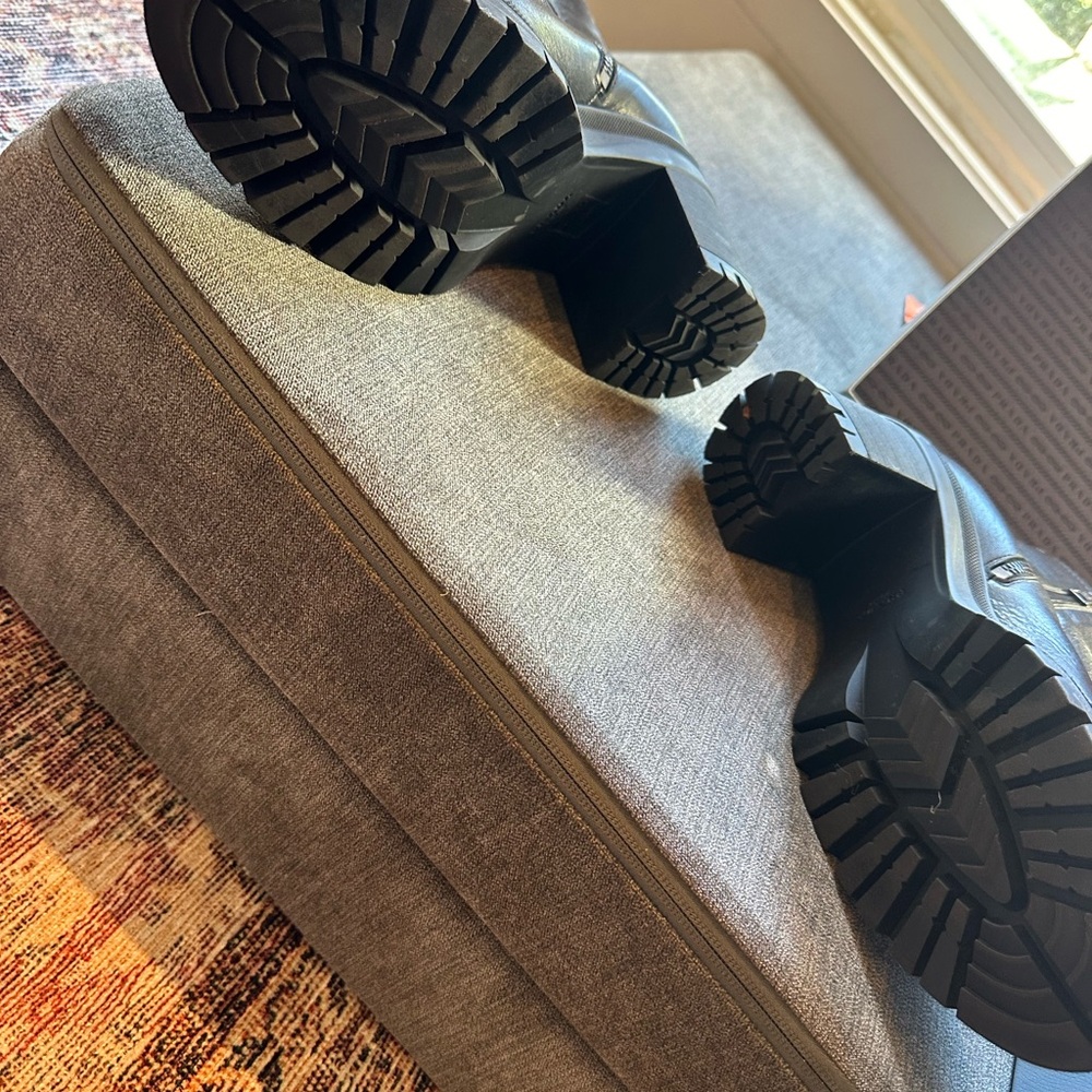 Prada Black Heeled Boots with Chunky Heel - Picture 11 of 14